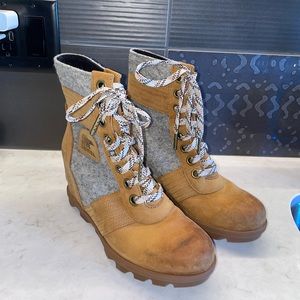 Sorel boots size 7